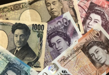 10年前の1ポンドは何円でしたか？